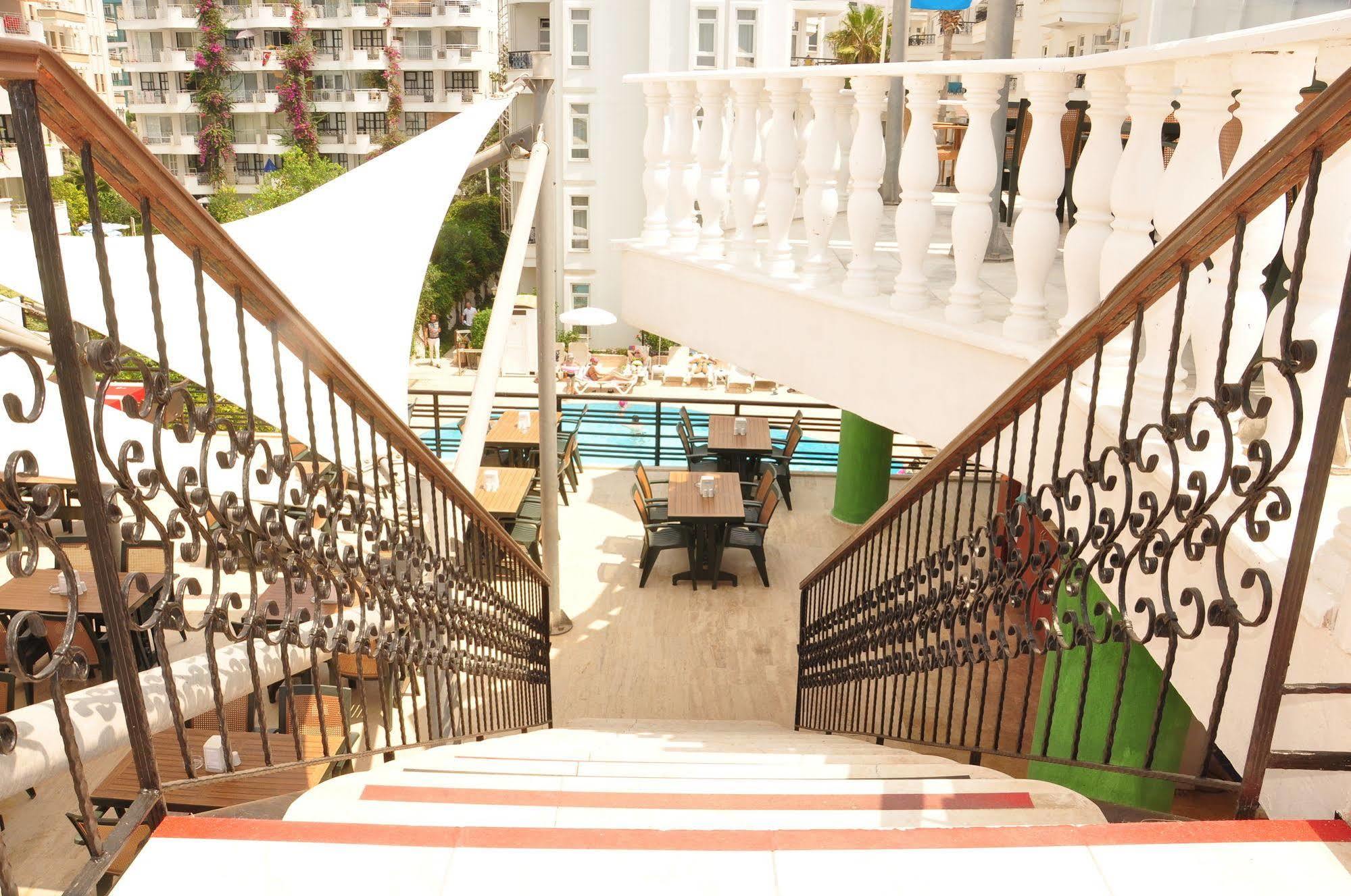 Xeno Hotels Club Mare Каргычак Экстерьер фото